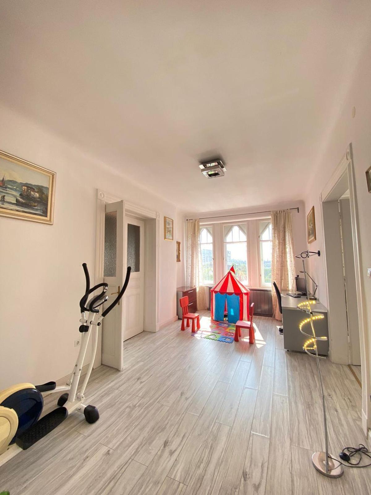 Penthouse In The Castle * Budapešť