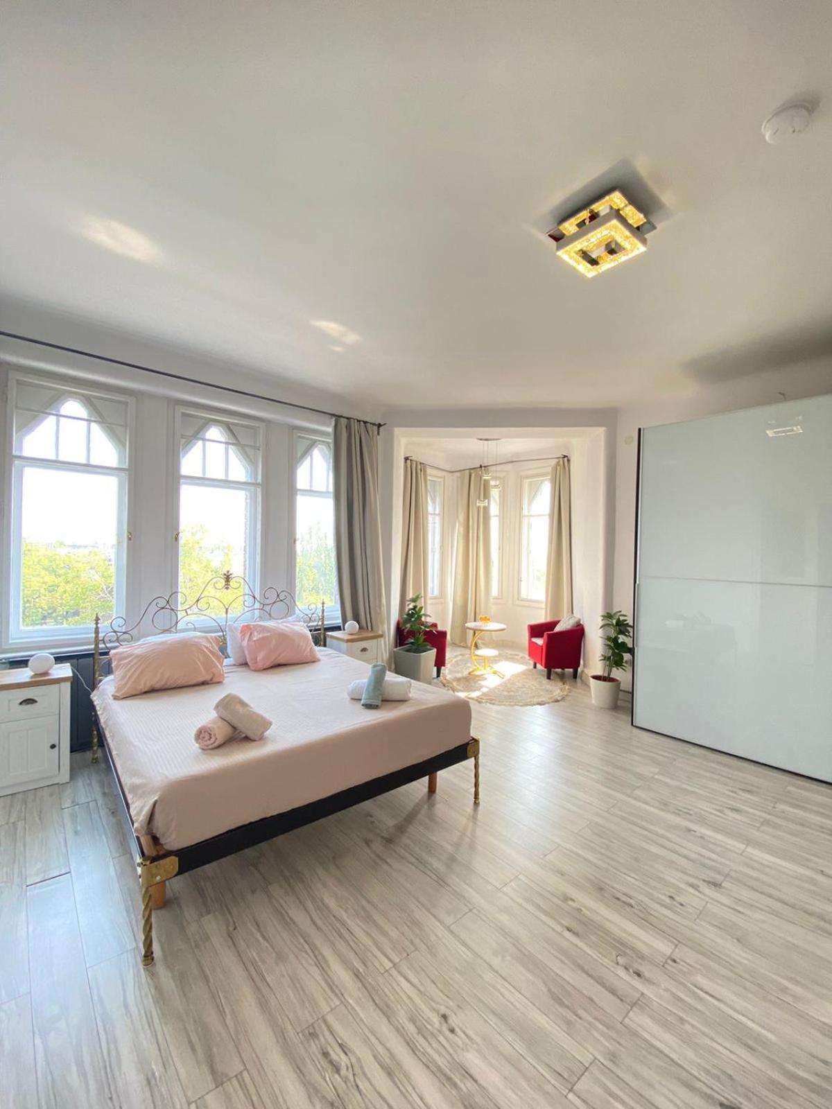 Apartment Penthouse In The Castle *
